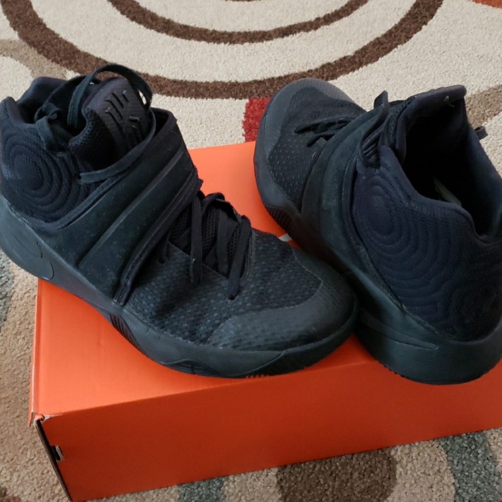 Nike shoes